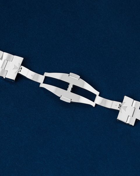 Vacheron Constantin Overseas 4520V/210A-B128